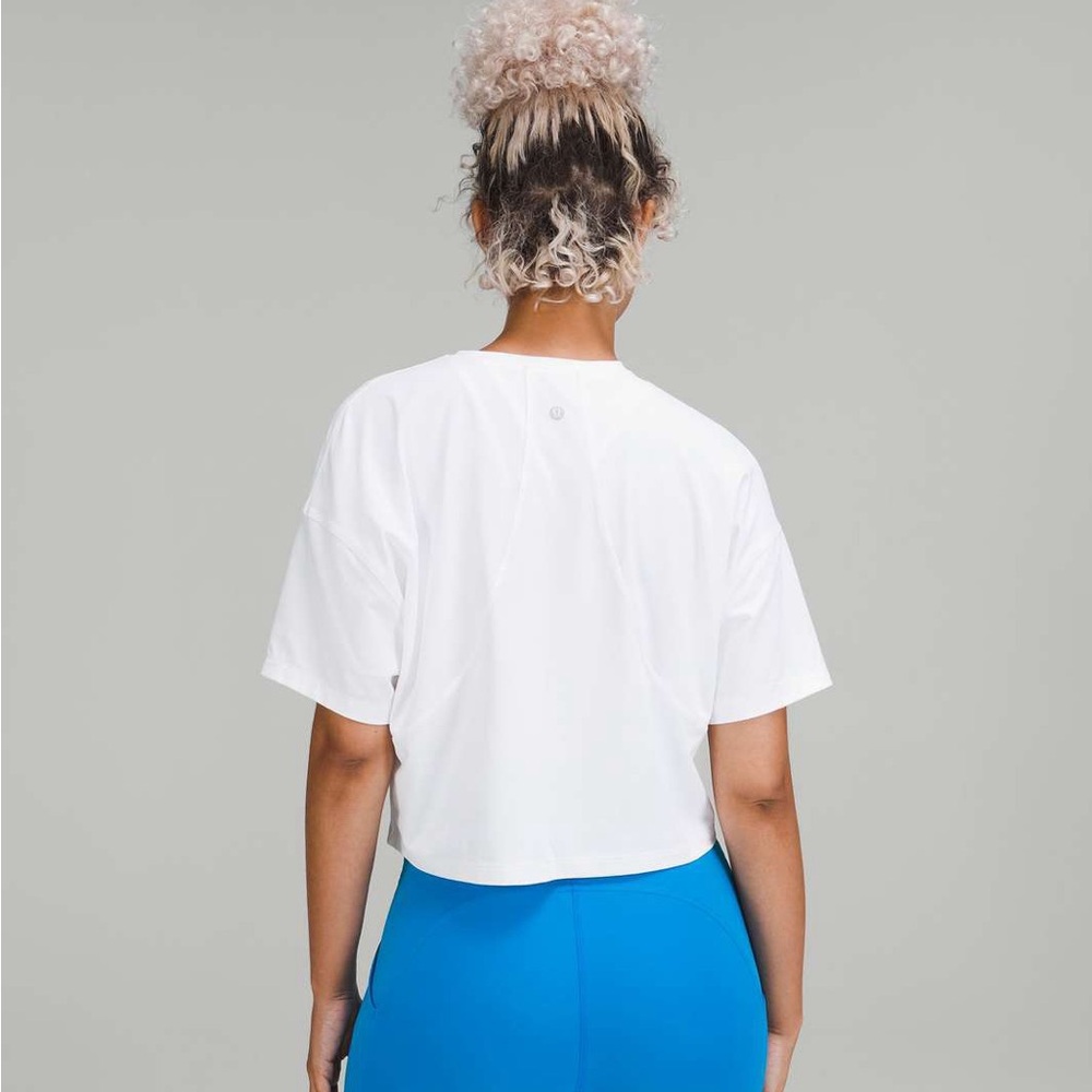 lululemon athletica White Crop Top - Picture 2 of 8